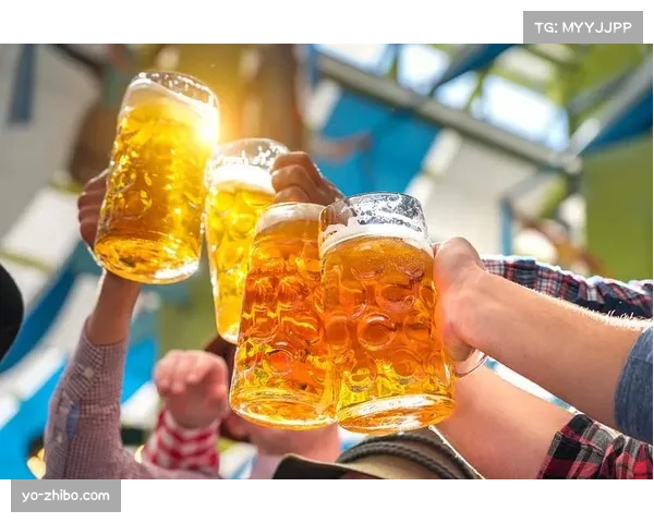 拜仁慕尼黑主题帐篷成慕尼黑啤酒节焦点引发球迷热潮